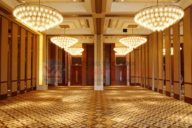 Vách ngăn di động cho hội trường nhà hàng Cần Thơ