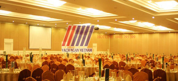 Thi Công Vách Ngăn Nhà Hàng Adora Nguyễn Kiệm