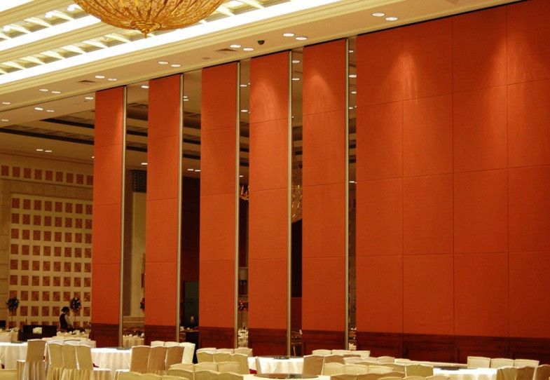 Thi Công Vách Ngăn Di Động Nhà Hàng Bách Việt Quận 1